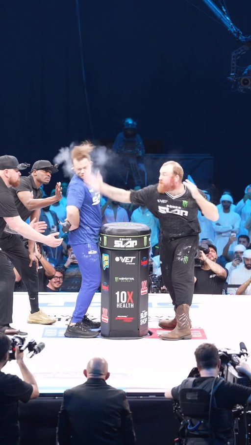 6 rounds 🤯

@Wolverine.Slap and @Alan.Klingbeil went at it!