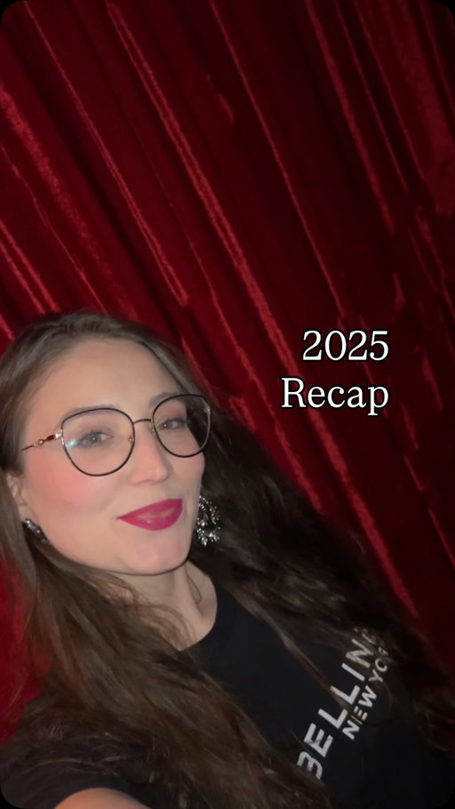 What a year of the highest highs and lows… and showing up no matter what 💋

#grwmmakeup #2025recap #glammakeuplook #contentcreatorlife #makeupartistlife