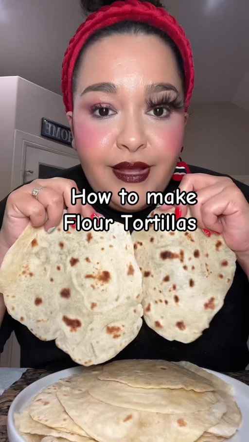 Easy Flour Tortillas 
#flourtortillas #tortillas #tortillasdeharina #annettefreckles