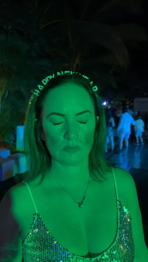 New Year’s Eve #newyearseve #newyears #2025 #2026 #newyear #newyear2026 #babyturnthelightsdownlow #babyturnthelightsoff #vacations #mexicotravel #travel #newyearsaway