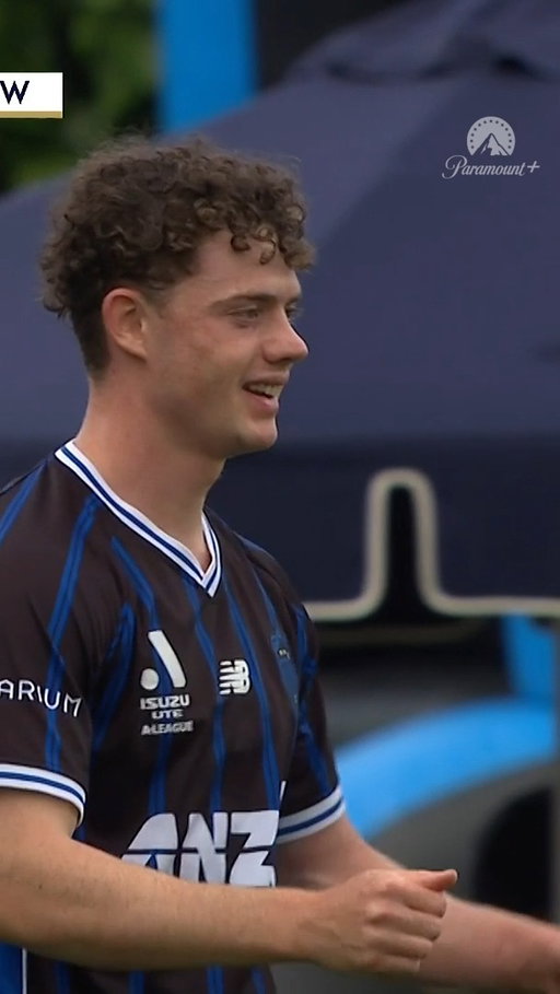 Wow, what a clever free-kick this is 🎯🔵🔥 Auckland FC's first goal of 2026 is quality! ��

A sixth goal contribution of the season - Jesse Randall is putting together some season 💪

Stream #AKLvNEW live now on Paramount+ 📺