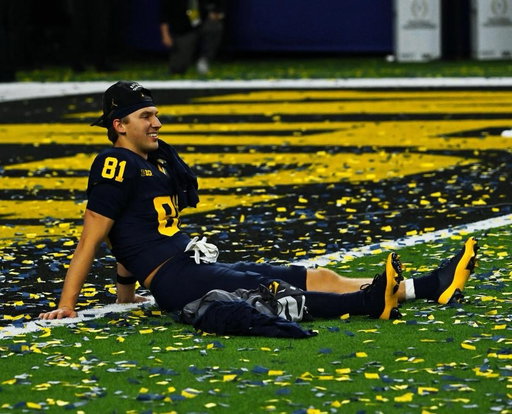 Shoutout Michigan- Life long friends, mentors and teammates. Wouldn’t trade it for the anything! Football has given me the world and i’m beyond grateful for it. All good things come to an end. Don’t cry because it’s over, smile because it happened #goblue