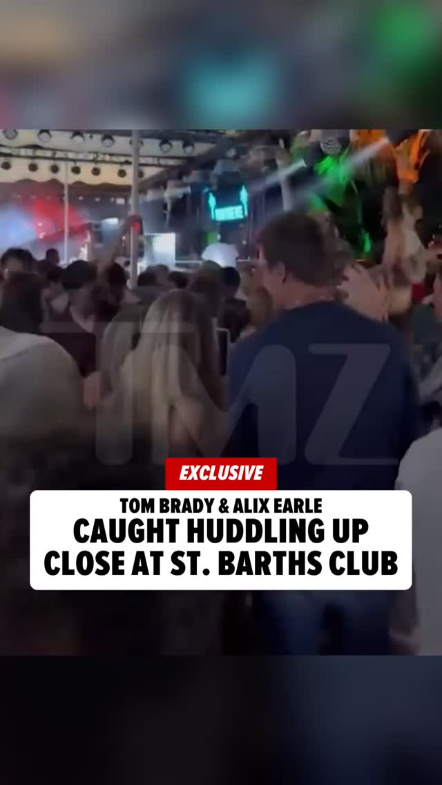 🚨 EXCLUSIVE: Tom Brady may have rung in the new year with a new catch ... the G.O.A.T. was seen getting real cozy with influencer Alix Earle!

FULL STORY AT THE LINK IN BIO!