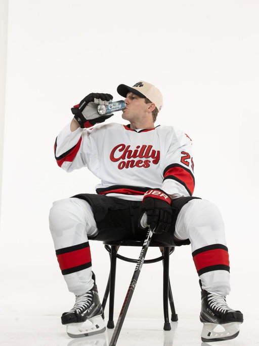 Join Nathan MacKinnon as he prepares for the Olympic Games with Dry January!
Tag us with your Chilly Ones Non alc and be entered for a chance to win a MacKinnon signed 4 nations jersey! 
Find Chilly Ones Non-Alc online at Chillyones.com & designateddrinks.ca. Purchase in store @Calgarycoop and select liquor stores in Alberta! 

Grab a chilly one @bostonpizza.nab, @gretabaryyc and more!