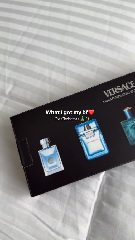 Got him a 5 piece @versace perfume set 

@holtrenfrewogilvy @holtrenfrew ✨✨

Bc he deserves it 🥰 

#christmasgiftidea #christmasgiftsideas #christmasgiftsforhim #giftsforhim #giftsforboyfriend