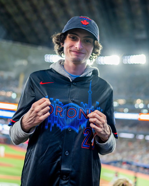 In case you’re wondering what really happened to Mike Wheeler. He became a Blue Jays fan 😉😌 #StrangerThings