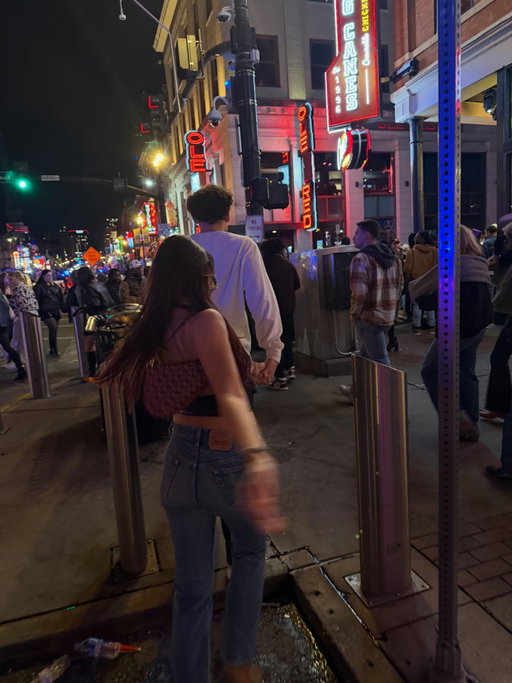 A Nashville new years with the best of them 🥹🤍