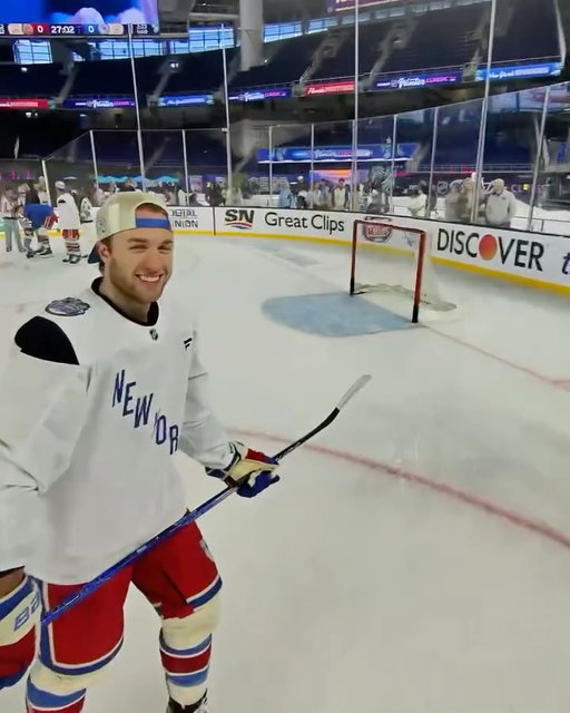 Two whole minutes of Matt Rempe content. You’re welcome 🙂‍↕️