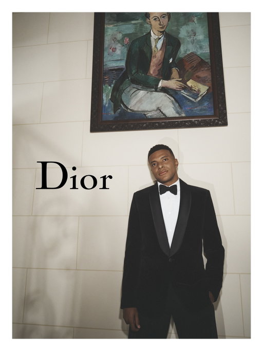 Dior Summer 2026 campaign featuring Kylian Mbappé.

Discover the first chapter of Jonathan Anderson’s collections in stores and on Dior.com 

Creative direction Jonathan Anderson
Photography David Sims
Styling Benjamin Bruno
Hair Guido Palau and Brice Tchaga
Makeup Luna Betsch
Set design Poppy Bartlett
Manicurist Ama Quashie

© Courtesy of the Paul Strecker Foundation