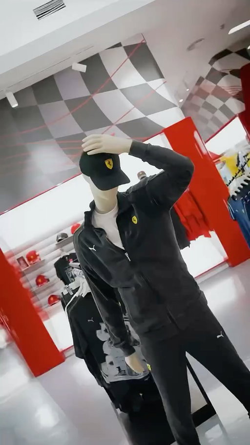 Fueled by Ferrari. Styled for you. 👕 🏎️#FerrariWorldYasIsland #InAbuDhabi

‎ستايل فيراري… بطابعكم الخاص. 👕🏎️
‎ #عالم_فيراري_جزيرة_ياس #في_أبوظبي