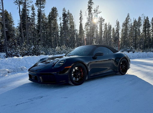 Some cars get parked for winter. This 911 GTS T-Hybrid gets driven. ❄️ Our client wasted no time enjoying his new Porsche the way it was meant to be—on real roads, in real conditions, with a smile the whole way.
#porschebend #porsche #kendallauto #letsstartsomethinggreat 
Learn more about Porsche Bend: https://nuvi.me/dto120