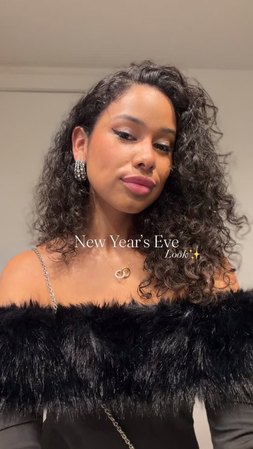 New Years Eve ✨🥂

Necklace from @swarovski 
Perfume @ysl 

#newyearseveoutfit #newyearsevecelebration #newyearseveparty #newyearspecial
