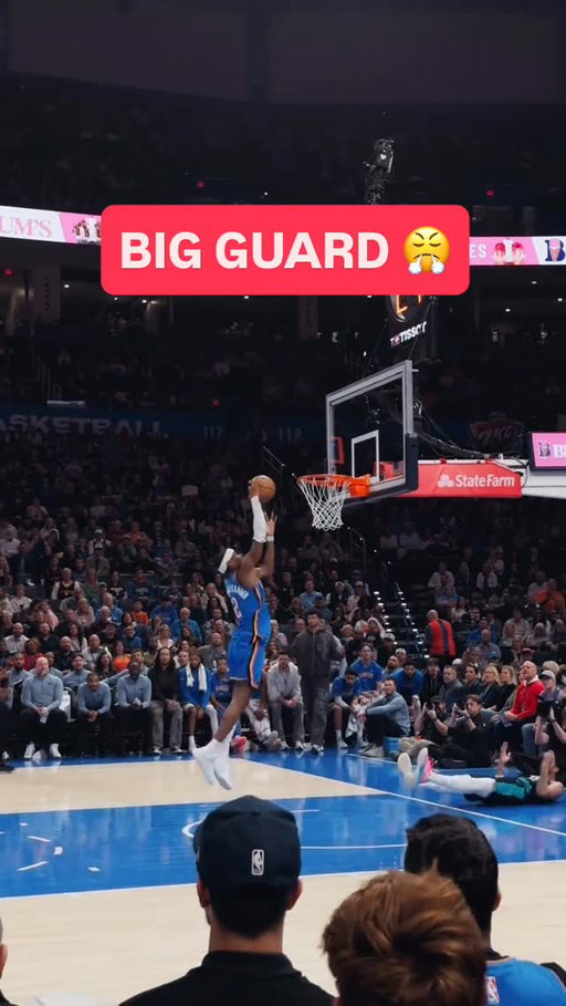 This a rare SGA 2 FOOT dunk 👀 (via @afafore1)