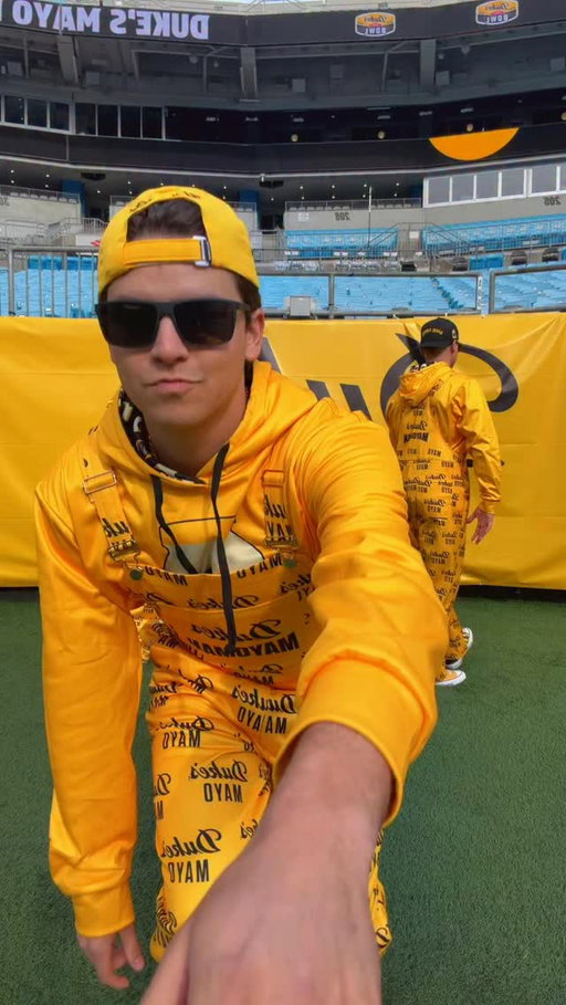 Who’s ready for the Dukes Mayo Bowl Game?
.
.
.
.
#trending #dance #mayo #bowl #bananas
