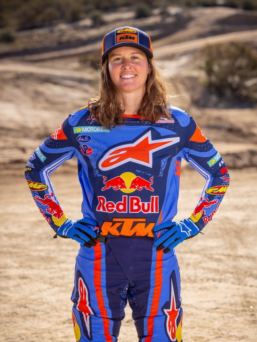 She boasts one of the most impressive offroad resumes in the sport and 2026 promises more of the same for @brandyrichards198 🧡🙌🏼 The multi-time World and National Champion moves to the FMF KTM Factory Racing squad as she takes on her third GNCC campaign, as well as the U.S. Sprint Enduro series.

“2025 wasn’t my best, with a few highs and lows and a big injury along the way. We came back from that towards the end of the season and won some races and had a solid showing at the 6DAYS. For 2026 I’m just looking forward to staying healthy and winning races and titles.” 😎✊🏼