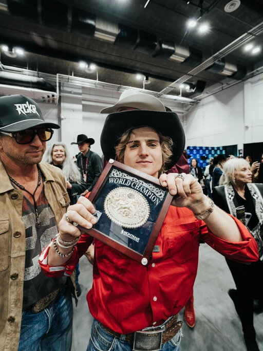Seems like every year is the best year of my life, I guess that just means life gets better as it goes on. 

Thankful for all of my friends and my family for making my life a dream

Thank you to all my sponsors for not only supporting me but making me feel like family love yall

And thank you to all my fans who have stuck with me through all the highs and lows!
•