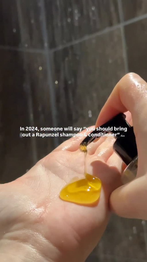 2026 is the year, besties 

🤭💭🧼💛