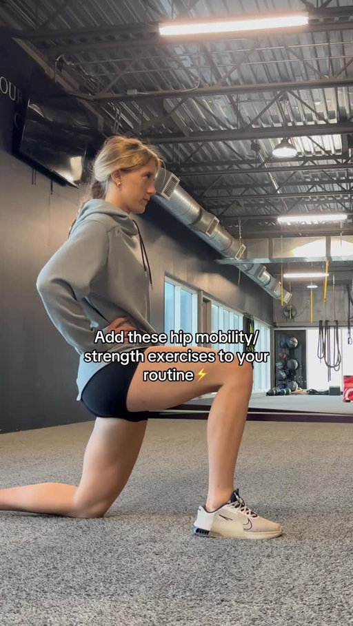 Keeping your hips strong and mobile is key to prevent injury and fatigue‼️

Save this and incorporate it into your next workout🔥

Don’t forget to stay hydrated with @biosteelsports !!!

#hockey #hockeyplayer #hockeytraining #teambiosteel