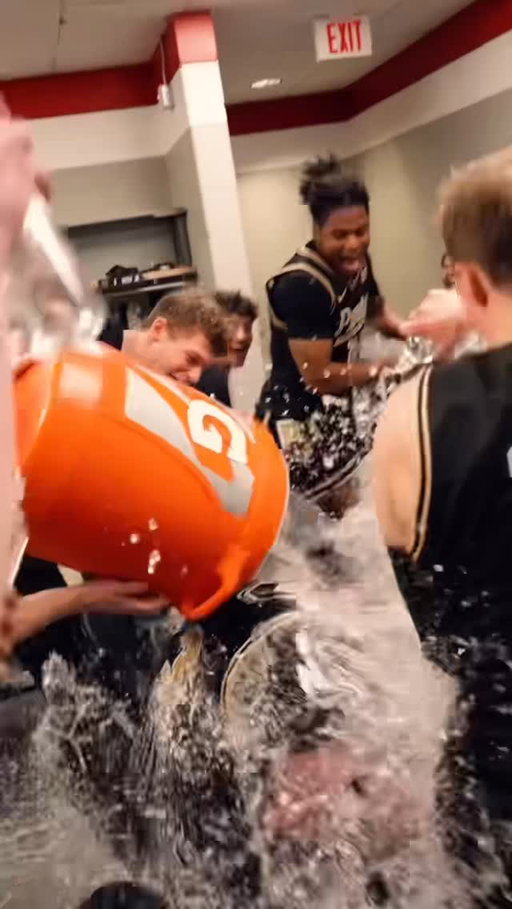 🥹 That water is cold!