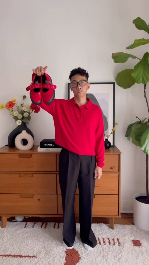 @seanii cozy season fits in the Mary Jane in Racing Red. ♥️