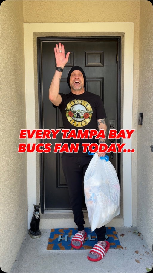 Go Saints 😅

#whodat #saints #tampabaybuccaneers #wearethekrewe #tampabay