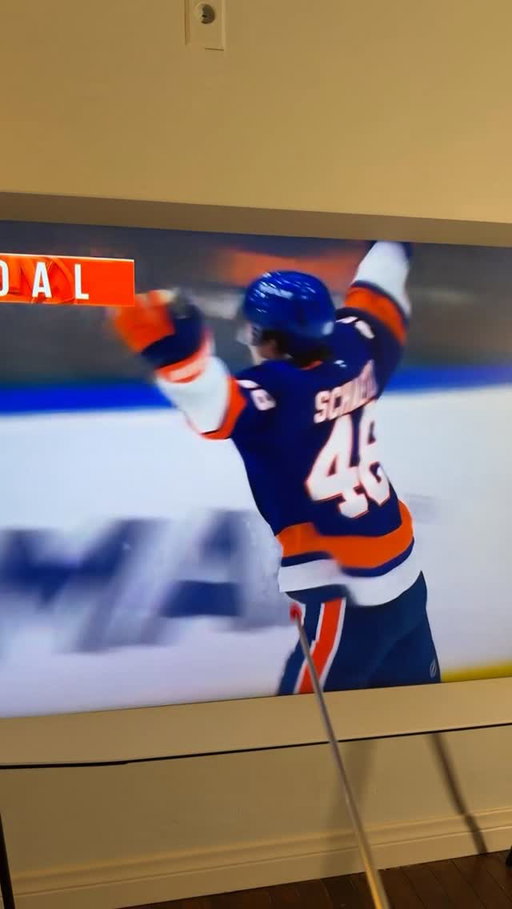 Electric on #longisland @nyislanders @barzal97 @matthew.schaefer48