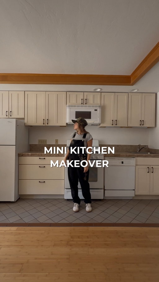 #ad I teamed up with @homedepot and Glacier Bay to give my friends kitchen a mini makeover! 😍

This is a makeover YOU can do too! I teamed up with @homedepot and their Glacier Bay line to give my friends kitchen a mini makeover.

She had a broken sink and a runny faucet...which is never any good when you’re trying to clean up after dinner! The goal was to replace it with a brand new Glacier Bay stainless steel sink and a new Paulina faucet from their range - and the goal
was achieved! It looks GORGEOUS now!!!

I am so impressed with how easy the sink and faucet were to install, not to mention the quality. I’d highly recommend using the Glacier Bay products if you’re thinking of doing a mini kitchen makeover too! #TheHomeDepotPartner #THDGlacierBay
