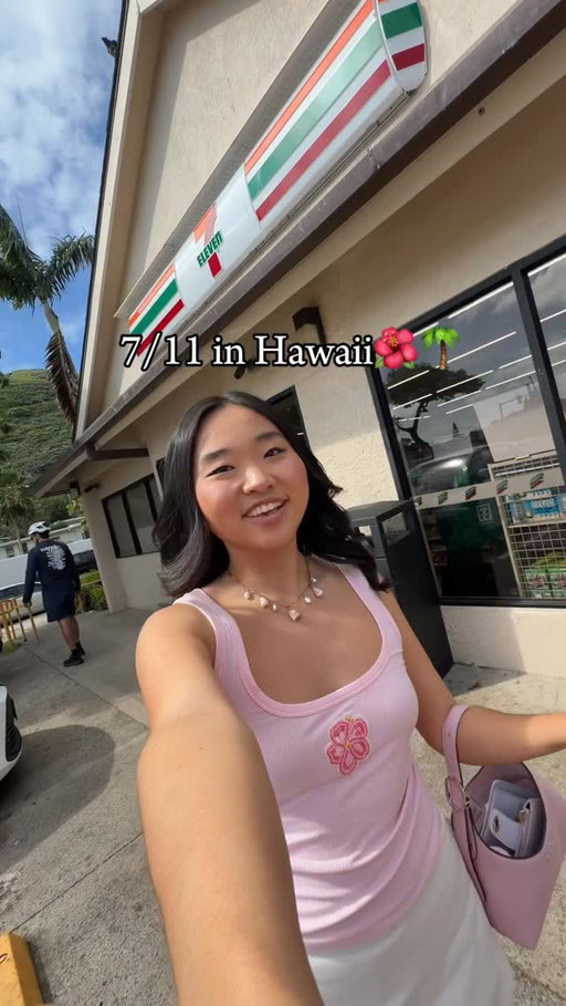 7 eleven in Hawaii 🌺🌴 #seveneleven #711hawaii #hawaii #livinginhawaii #hawaiivlog @7eleven @7elevenhi
