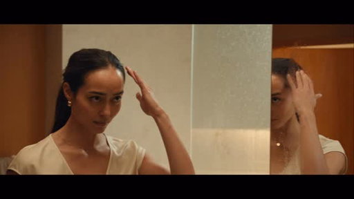 Escape the horrors of @theshedding_ with Pantene Abundant & Strong. 

#StopTheShedding