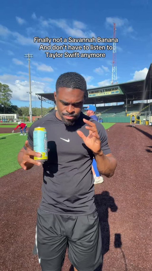 No hate. Just Usher and Beyonce are way better imo
.

.

.

.

.
#raylorswift #savannahbananas #mlb