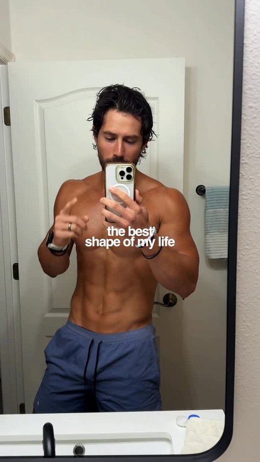 4 rules for the fit dads 💯💪❤️‍🔥 you with me?

⚡️ Rule 1: 30min+ morning workout 🌞 train, run or walk to start the day is a game changer 🧠

⚡️ Rule 2: protein every meal 🥘 essential for satiety, muscle growth and body composition 💪 

⚡️ Rule 3: remove energy suckers 🔋 toxic people, overscrolling, late nights, porn and alcohol keep most men soft 

⚡️ Rule 4: train for longevity 🌊 no get Fit quick hacks.. smart training, repeatable systems + positive trajectory 💯 

Comment “plan” to become your most disciplined self 💪 

Code BRIAN for @promix 💊

Follow @liveelevatedlife for live events this year 🫂 

#dadlife #menshealth #mentality