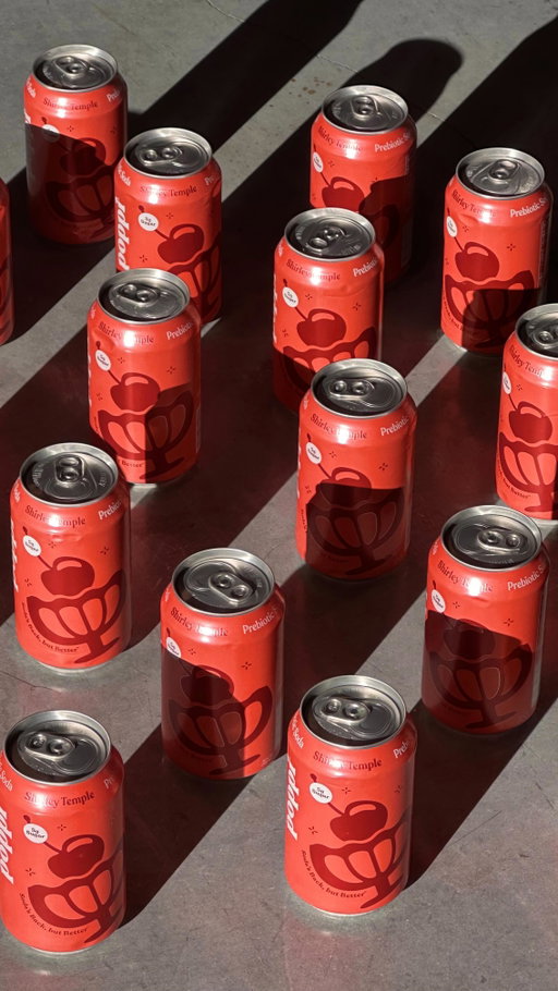 ⭐️🍒 GIVEAWAY 🍒⭐️ everyone knows nothing hits like a new poppi diva in a cold cold fridge 😮‍💨 which is why we’re giving away a case of Shirley Temple to TWENTY lucky winners! ready to test your luck? 😏 tag a friend in the comments and tell us why you want to try Shirley 🍒 that’s it besties! good luck 😉