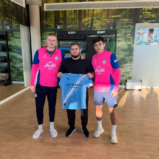 It was good days in Manchester

Thanks a lot @mancity for inviting me and show me great hospitality 🤝