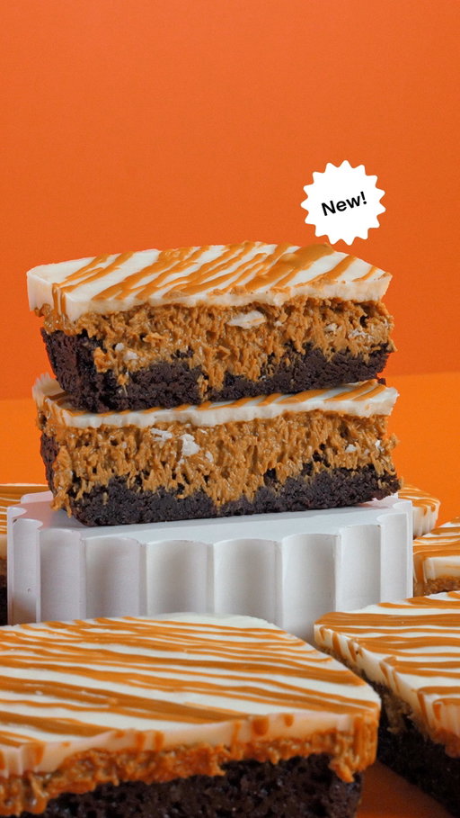 Dubai Biscoff® Brownie did not come to play 🍫🔥 Crunchy kataifi, Biscoff® filling, and a melty Biscoff® drizzle to finish. Say less. 😍

Out of 10… don’t hold back 👇 #Crumbl