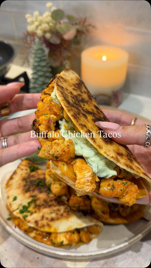 BUFFALO CHICKEN TACOS 

We love a little spice, and if you do too, you need to try these super easy buffalo chicken tacos! 

Follow @kimberlys_journeyy for more recipes like this⤵️

For the chicken:
- 250g chicken thighs or breast
- Tsp smoked paprika, garlic granules & buffalo seasoning 
- Buffalo sauce 
- Fresh parsley 

To serve:
- 6-8 mini tortillas 
- 80g cheese 

Avocado Creme:
- 1 ripe avocado
- 150g fat-free Greek yogurt 
- Juice of half a lime
- 1 crushed garlic clove 
- Small handful fresh coriander 
- Pinch of salt & black pepper
- Splash of water (to thin, if needed)

Add all ingredients of the avocado creme to a blender/ food processor, blend until smooth and creamy, adjust with seasoning to your preference. 

Add your chicken to bowl and mix with the seasoning, then cook this in a large pan in some spray oil. Should take around 7-8 minutes, once done pour over the buffalo sauce. 

Then warm a frying pan over a medium heat, add tortilla to the pan, scatter over some cheese and some red & onion and coriander then some of the chicken, fold in half and repeat with the other tacos. 

Add some of the avocado creme into a small bowl for dipping and add some inside your tacos