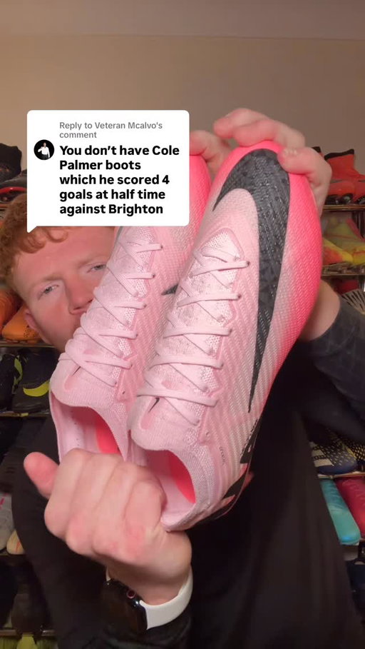 Cole Palmers 4 goals in a half boots!! 🤩
-
Last season in the Premier League, Cole Palmer scored four goals in one half against Brighton and these are the same model and colour that he wore in that game! It’s a Nike mercurial Vapor iV in the mad brilliance pack, one of my favourite looking boots from 2024!
-
#NikeFootball #colepalmer #FootballBoots @nikefootball
