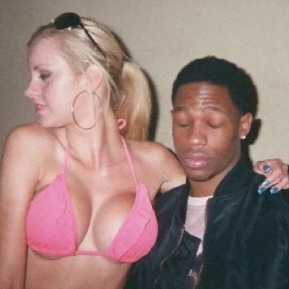 Travis Scott before he was famous🥹❤️

Travis Scott, born Jacques Webster, spent much of his childhood living with his parents and siblings at his grandmother’s home in South Houston. His mother worked as the family’s primary provider at an AT&T store, while his father pursued music, exposing Travis to creativity early on despite difficult surroundings. Travis has often credited his mother’s strength as a major influence on his mindset and drive

His father taught him drums and piano from the age of three, continuing a family legacy that included his grandfather and uncles. At six, the family moved to Missouri City for better living conditions. As a teen, Travis became deeply focused on music, even clashing with his father as both tried to build their craft under the same roof

He briefly attended the University of Texas at San Antonio but used money meant for school on studio equipment and a flight to New York, where he couch-surfed and slept on floors while chasing opportunities. After a short stint in LA that left him broke and isolated, his parents cut off support, forcing Travis to bet entirely on himself

He survived by selling beats online and uploading his own music, eventually catching the attention of industry figures like Ye and T.I. That grind led to a deal with G.O.O.D. Music, production credits on Yeezus and Magna Carta… Holy Grail, and the release of early mixtapes ‘Owl Pharao’ and ‘Days Before Rodeo’

Everything the world sees now traces back to those years of pressure, risk, and belief when quitting was never an option