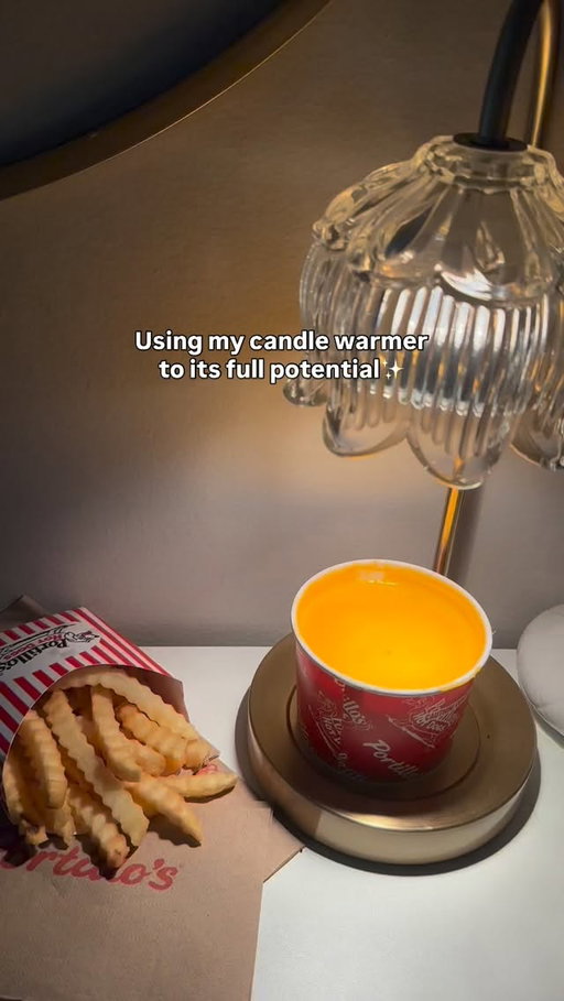 My favorite candle💛