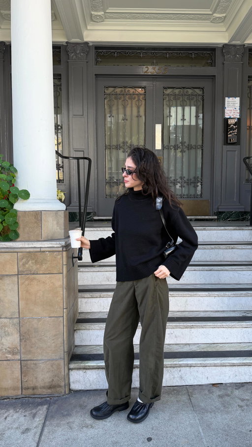 we just really love an olive green moment #ootd #fashion