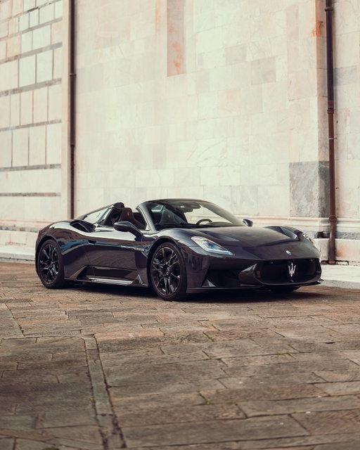 A statement for those who speak fluent Trident. ​⁣
#Maserati #MaseratiMCPURACielo⁣
**⁣⁣⁣⁣⁣⁣⁣⁣⁣
Please refer to the official technical specifications through link in bio.