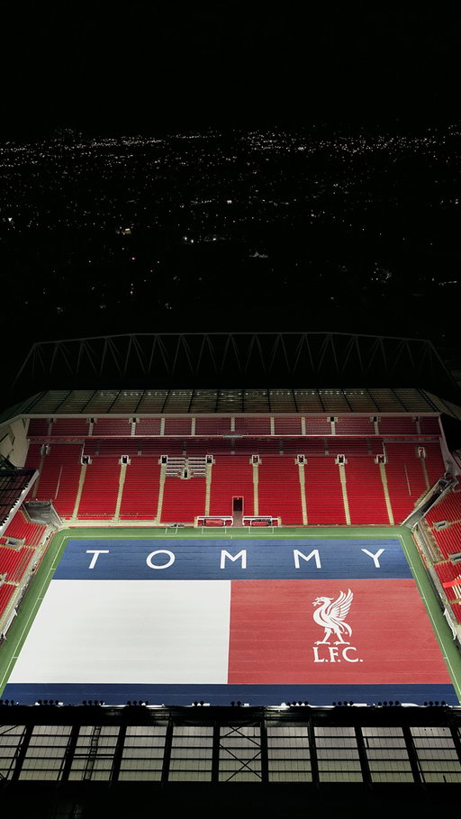 Fashion meets football on the world’s biggest stage. Tommy Hilfiger x Liverpool Football Club.

Coming soon...