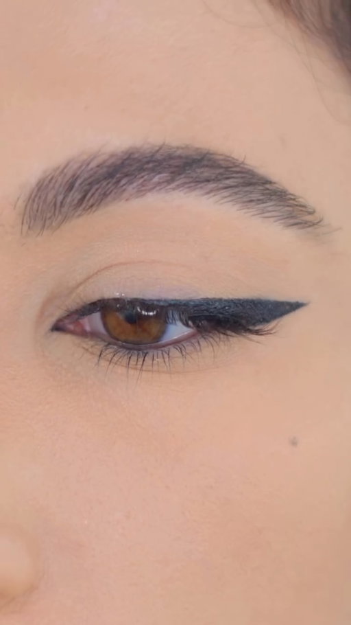 Eyeliner mapping ✏️🤍

If you struggle to get your eyeliner even like me, this technique is a game changer!

Products used: @nyxcosmetics @nyxcosmetics_italy On the dot and Epic ink liner