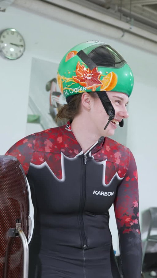 Ever wondered how a world champion athlete trains? 👀❄️🍊🔥

@hallieclarke_ brings us along to show how she stays prepared, energized and ready to slide 🧊

Follow along Hallie’s journey to the podium as we #peelthepossibility with her 🍊🧡🔥 @ibsfsliding @bobsleighcanskeleton @csialberta
