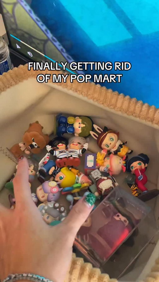 end of an era 😭🫨 
 
 
 
#popmart #plushies #toys #labubu #nerd #collection #collector #cute #labubucollection