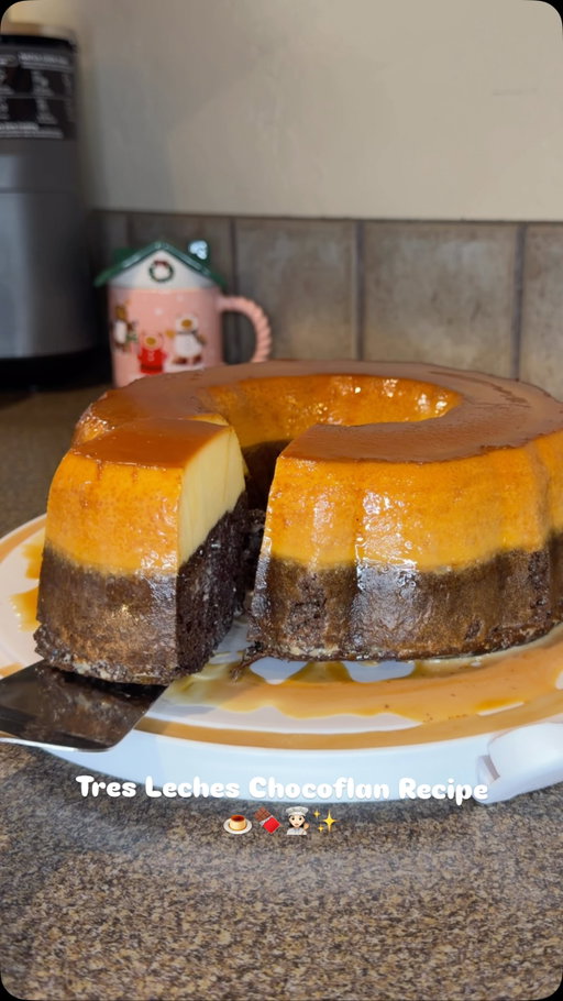 Easy-to-follow recipe for the perfect & yummiest tres leches chocoflan 🍮🍫🔥
.
#chocoflan #tresleches #dessert #recipe #postres