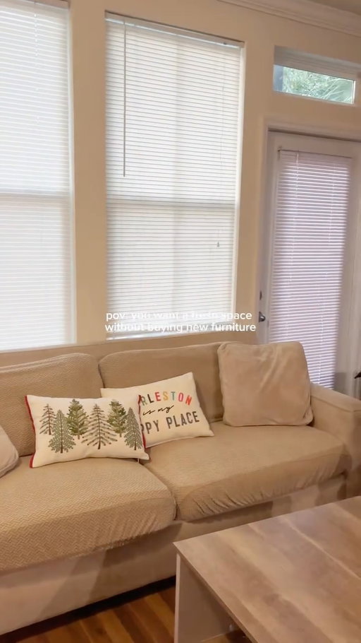 I’m all about simple upgrades that make my space feel better 🤍✨

The Magic Couch Covers from @nolan_interior are washable, easy to put on, and give your couch that fresh, finished look without losing the cozy factor 🫶🏻

Comment COUCH for the link ✨🛋️

#nolaninterior #couchcover #reset #apartmentdecor #apartmentrefresh