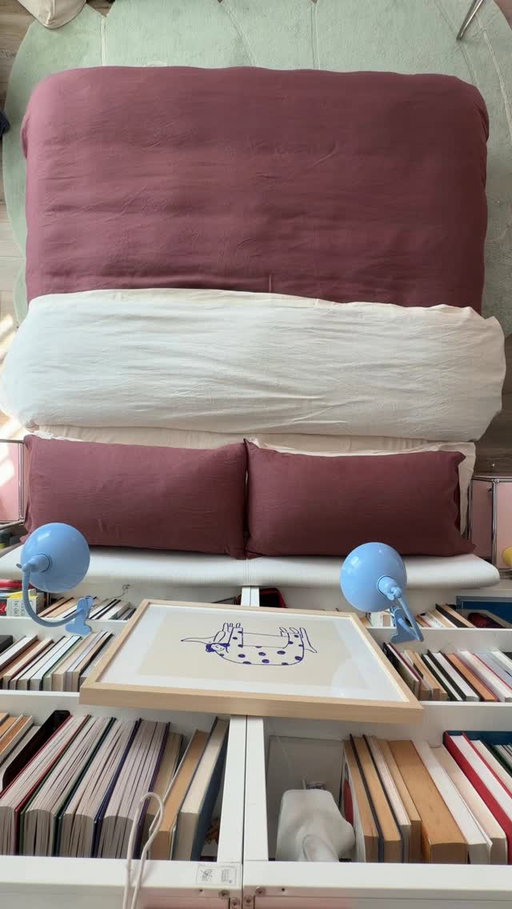 There’s something about fresh linens that instantly resets a home.
From the bed to the table to the couch ✨
PSA: best time to stock up at @bed.threads is now → 20% off everything + 35% off bundles.