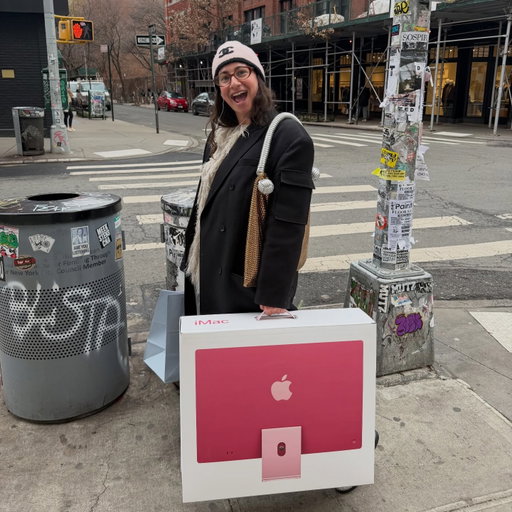 hi I got a pink computer and it will become my entire personality for the foreseeable future