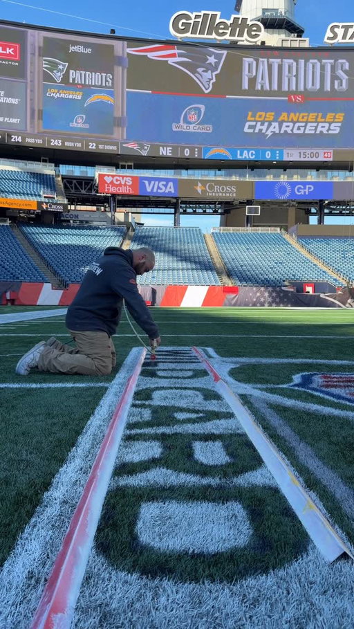 New paint for the playoffs 👌