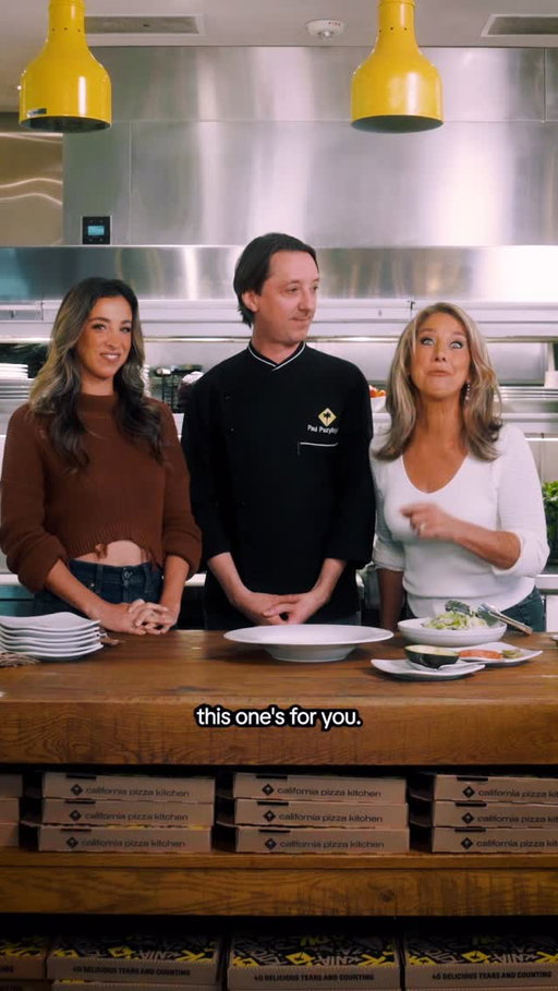 WE’RE SO EXCITED!! Now you can enjoy your @cpk faves with smarter ingredients... introducing the CPK Smart Swaps Menu!!! @katieaustin & @deniseaustin approved ✔️Here to help you crush your health goals while still enjoying a meal with loved ones. See the full menu at the link in our bio. #CPKpartner
